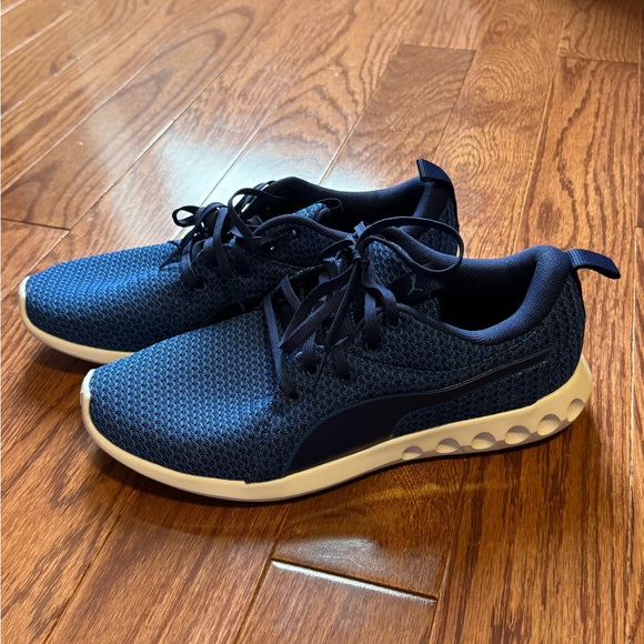 Puma Men’s Sneakers Size 8 - Picture 4 of 11